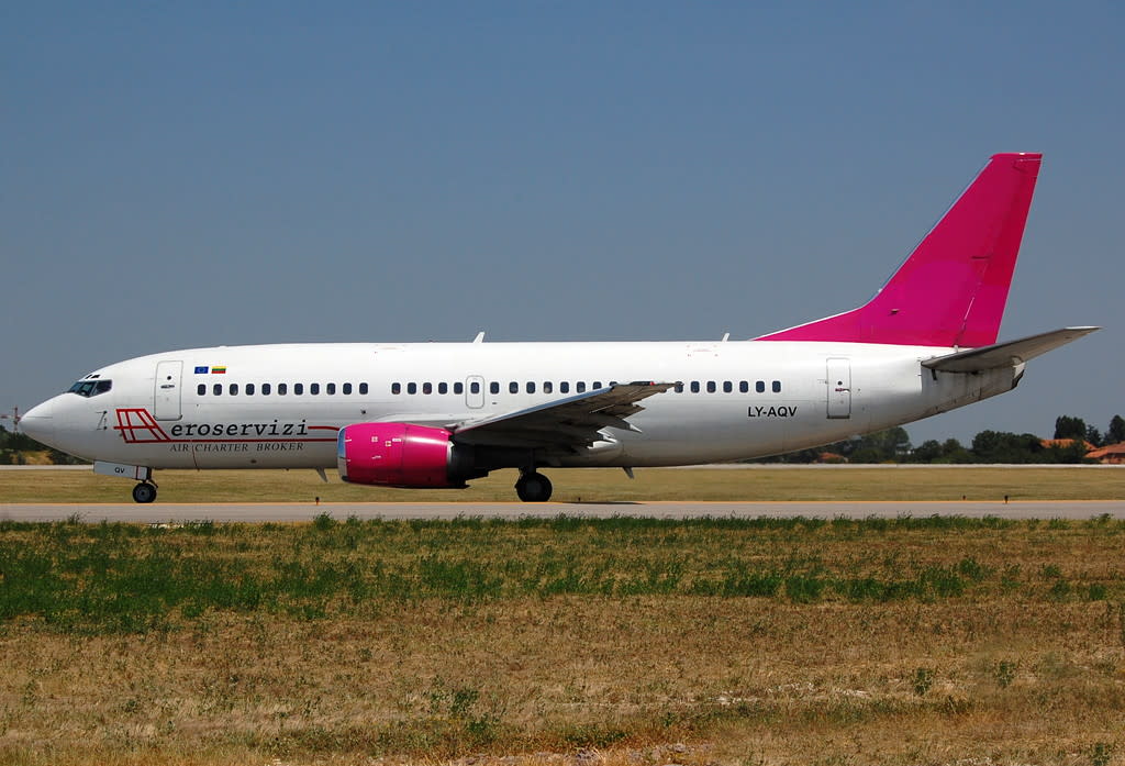 Fly LAL Charter Boeing 737-300