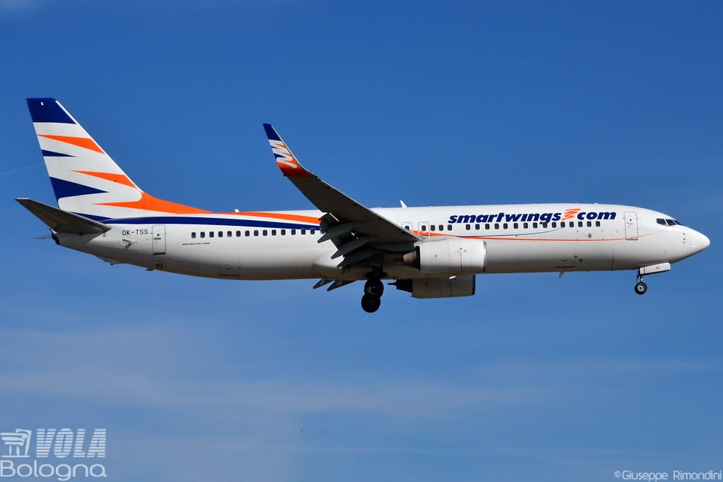 Smart Wings Boeing 737-800