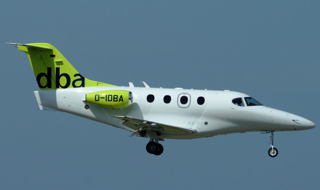DBA Raytheon 390 Premier I 
