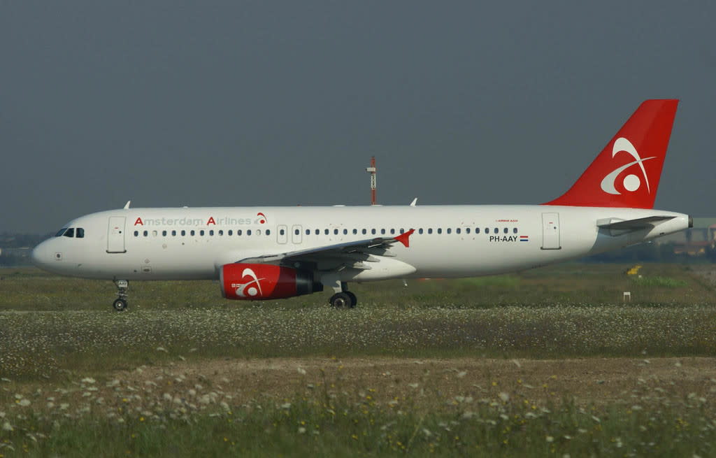 Amsterdam Airlines Airbus A320-200