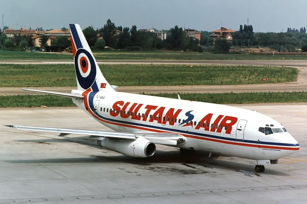 Sultan Air Boeing 737-248 