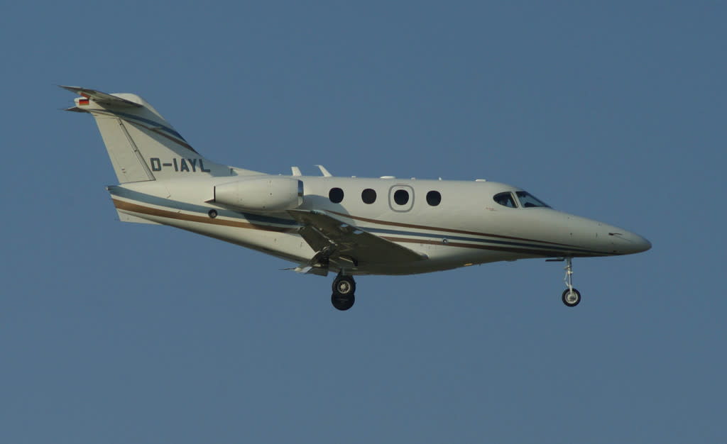 Windrose Air Raytheon 390 Premier I 