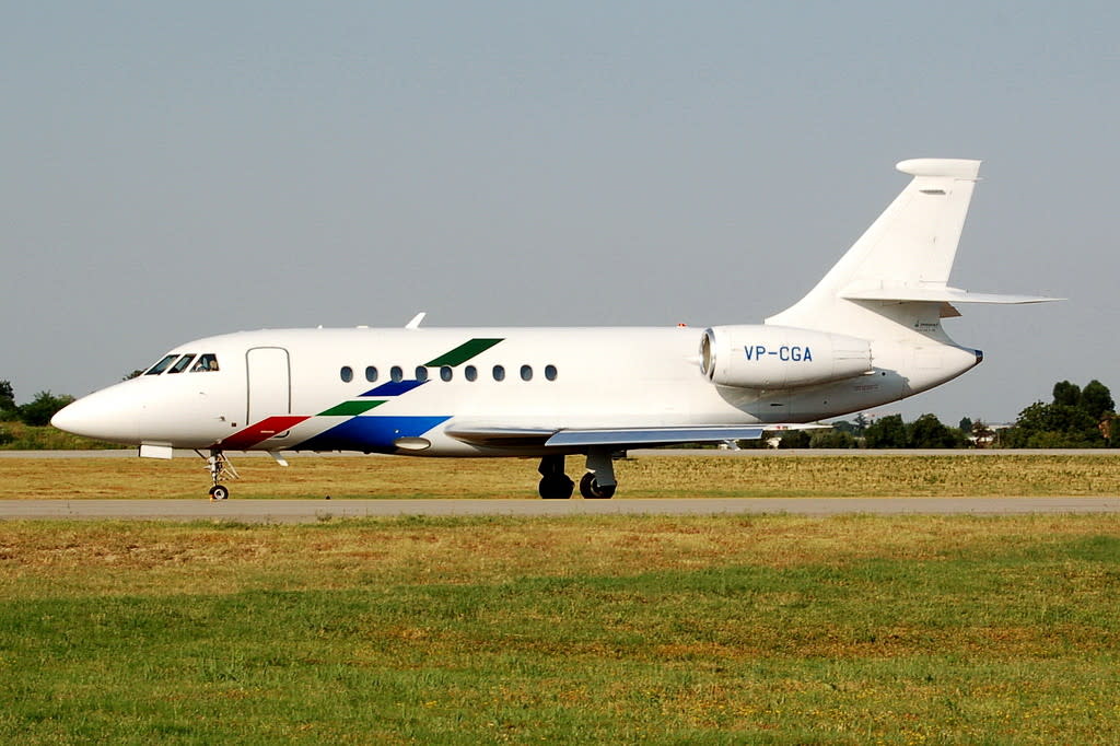 Volkswagen Air Services Dassault Falcon 2000