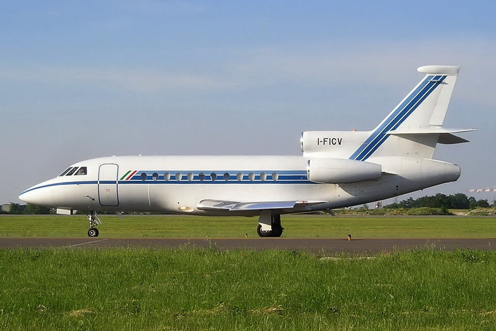 C.A.I. Dassault Falcon 900