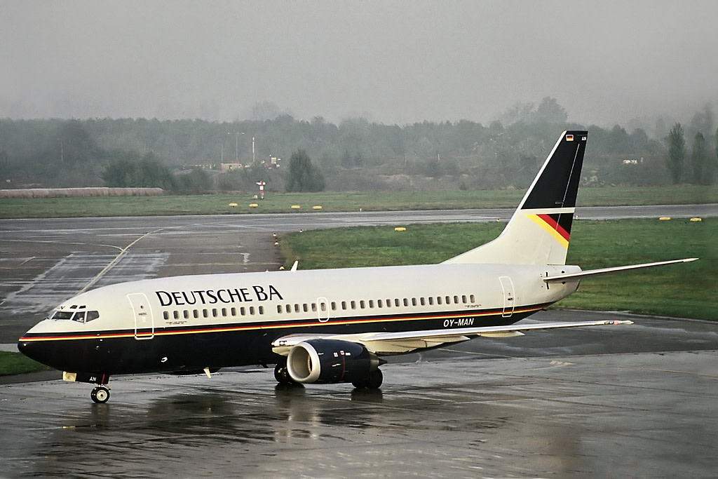 Maersk-Deutsche BA Boeing 737-3L9