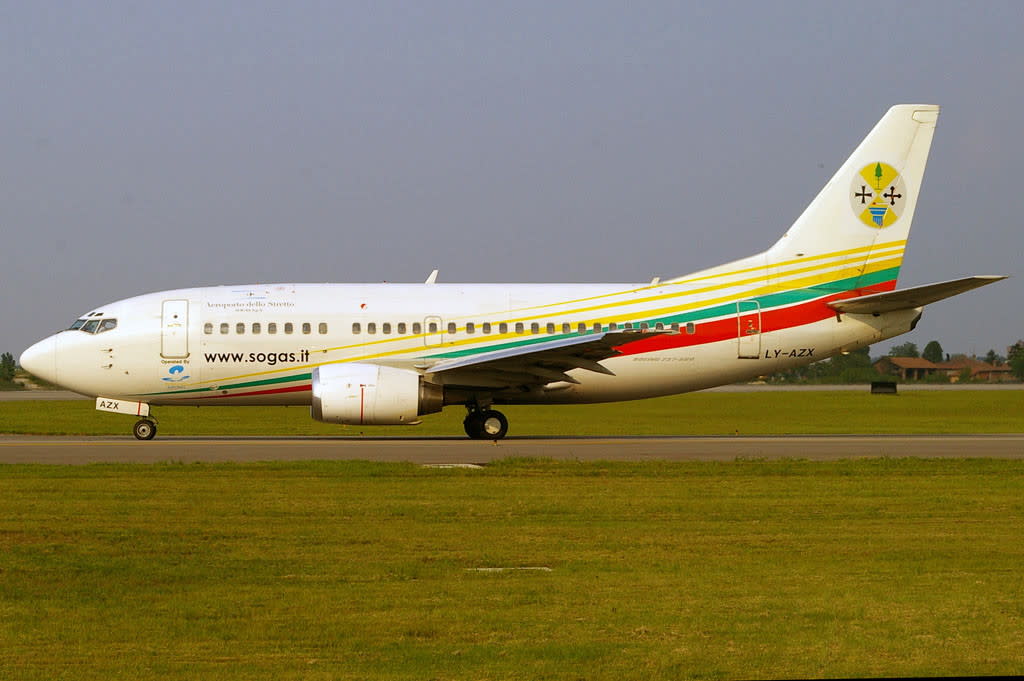 Interstate Airlines Boeing 737-500