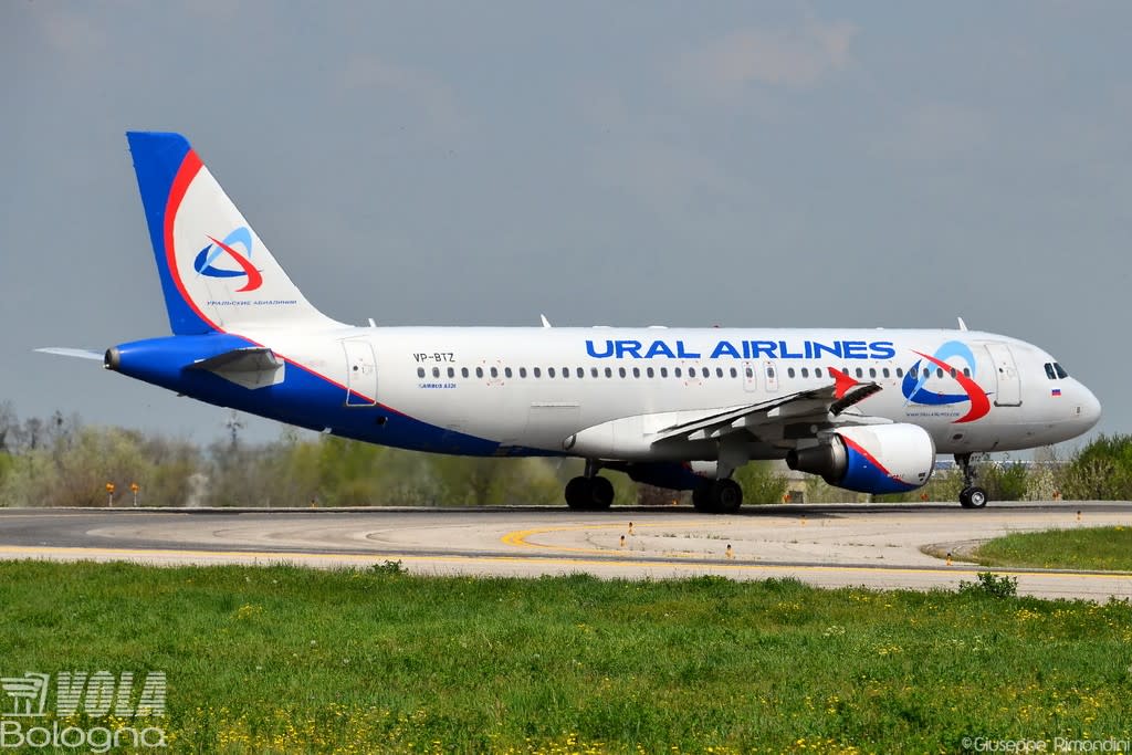 Ural Airlines Airbus A320-200