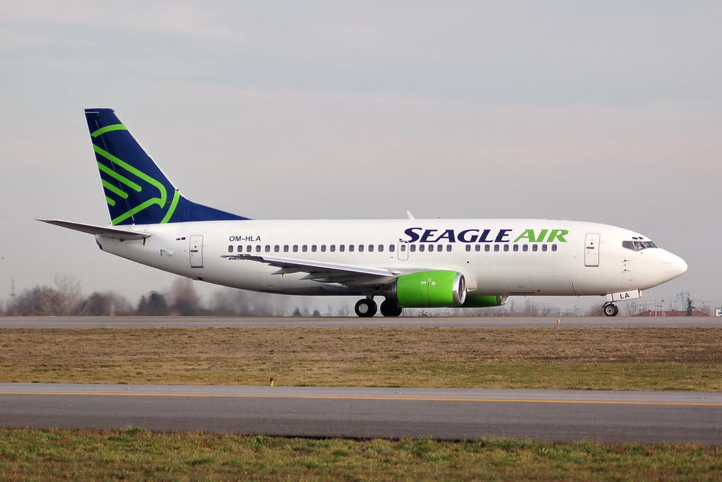 Seagle Air Boeing 737-300
