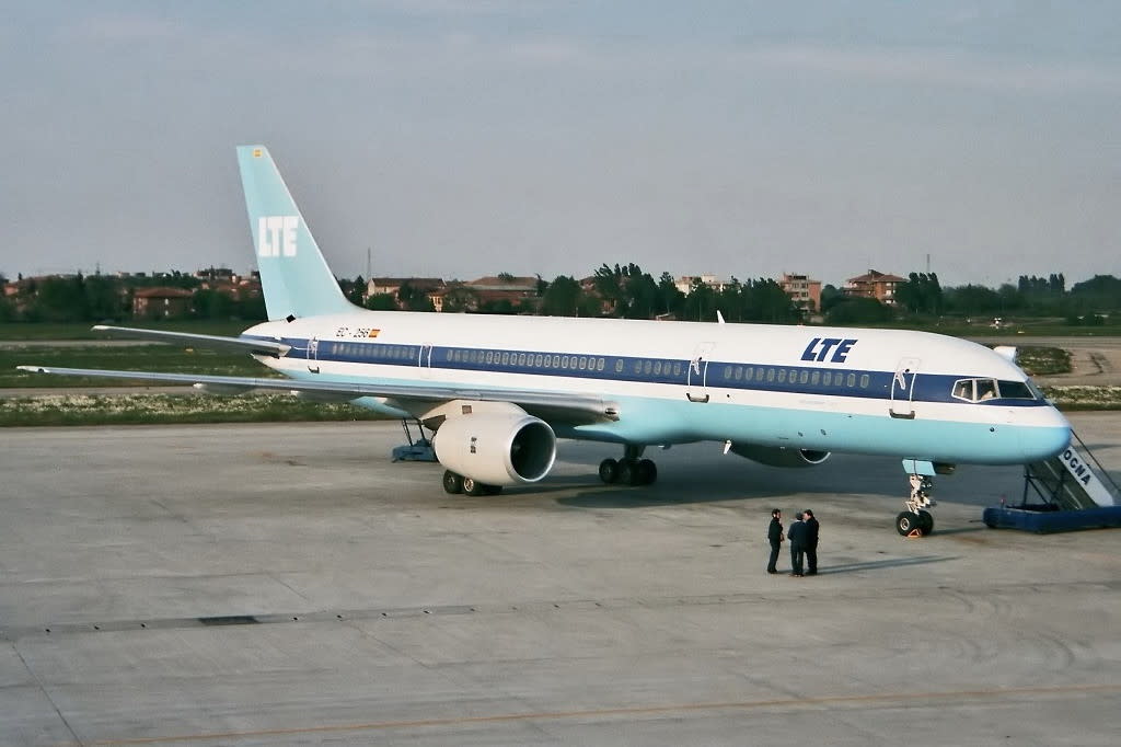 LTE - International Airways Boeing 757-200