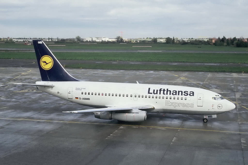 Lufthansa Express Boeing 737-200