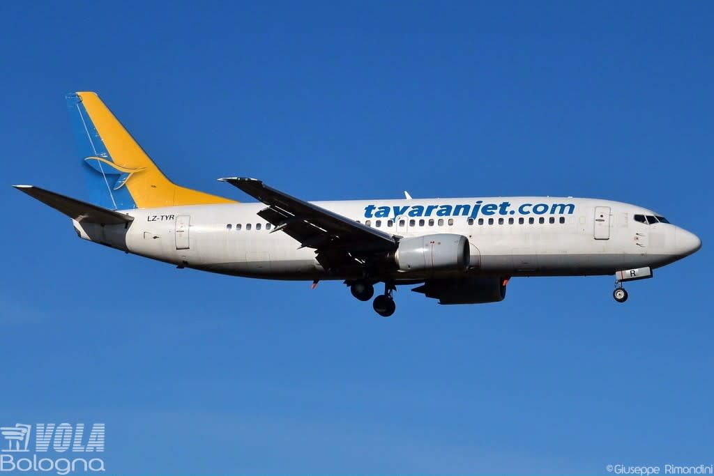 Tayaran Jet  Boeing 737-300