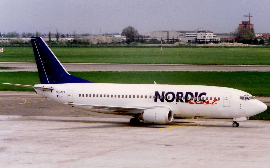 Nordic East Boeing 737-300