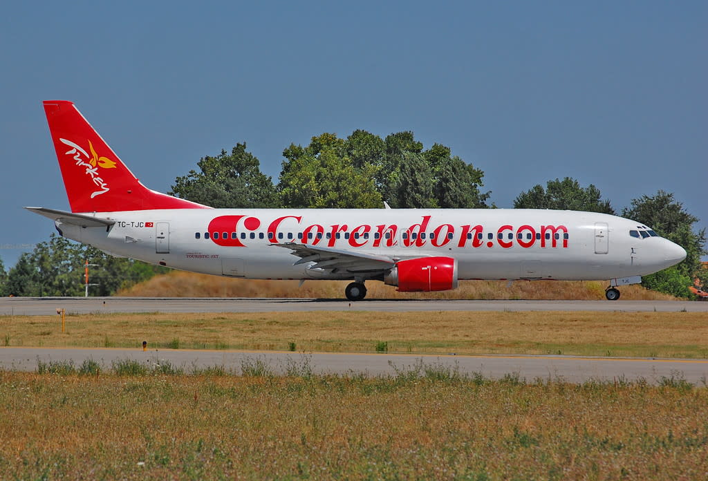 Corendon Boeing 737-400