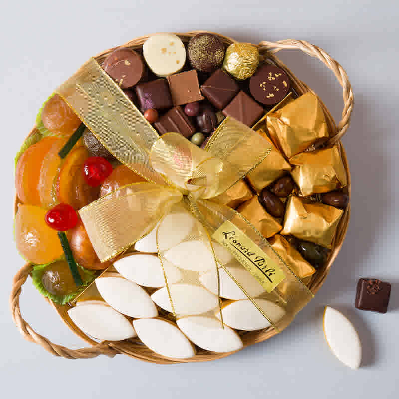 VOLDOIZO Plateau Calissons d'Aix, Fruits Confits, Chocolats & Marrons