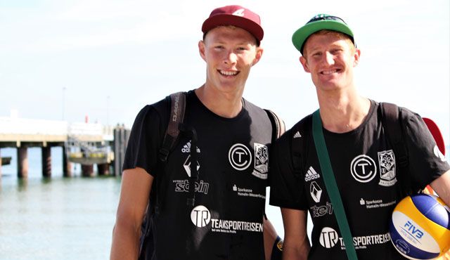 Geschafft: Philipp und Yannick sind Nationalteam Beach-Volleyball Foto: KMB Geschafft: Philipp und Yannick sind Nationalteam Beach-Volleyball - Foto: KMB
