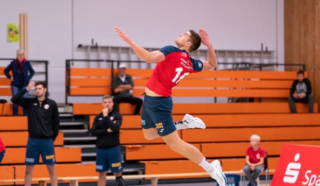 Karlsruhe gewinnt im Spitzenspiel - Foto:  Miachel Oexner