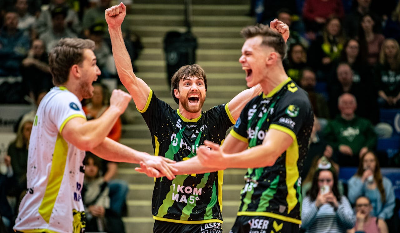 GRIZZLYS besiegen den ASV Dachau mit 3:1 - Foto:  Elisabeth Kloth