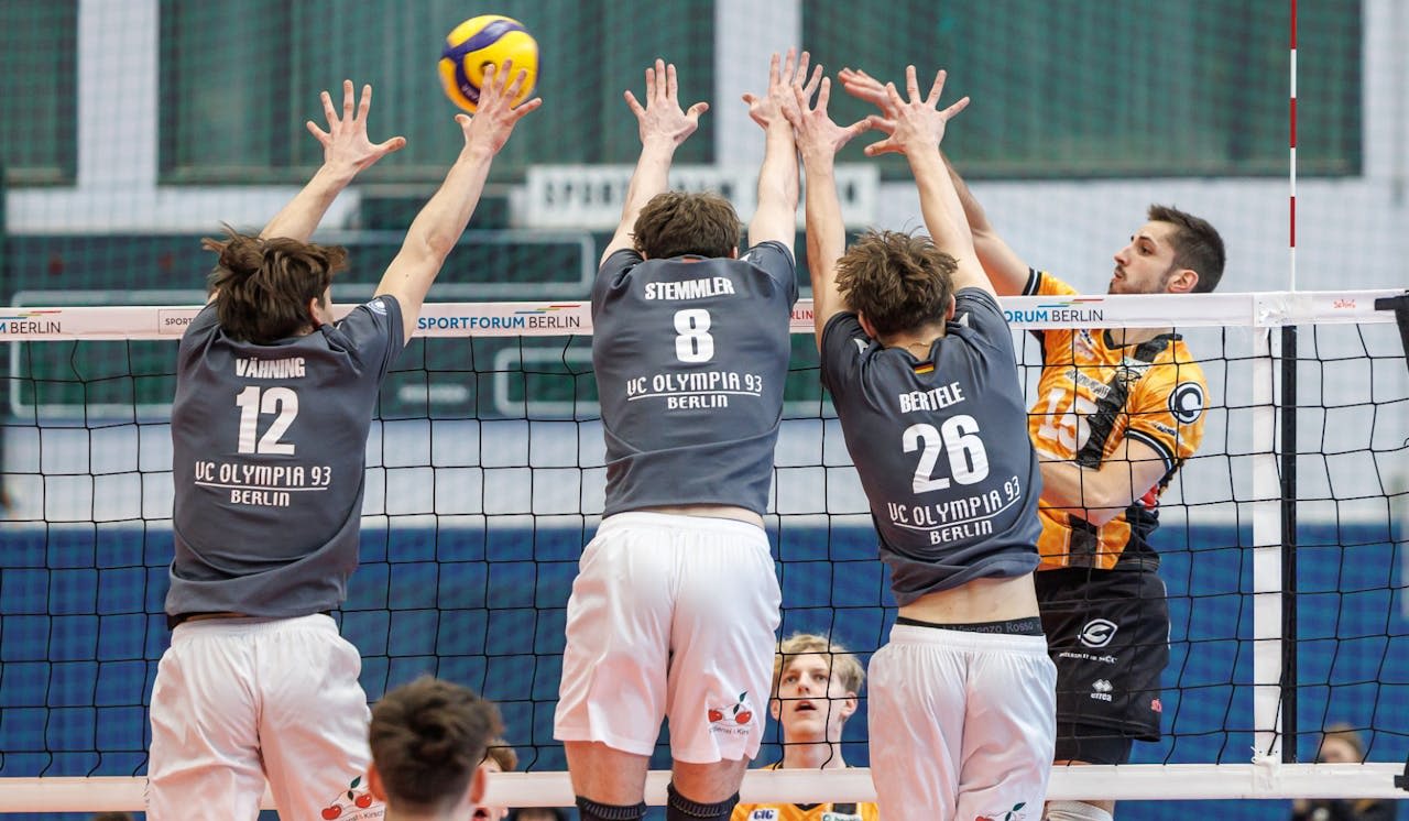 Spannendes Berlin-Derby mit klarer Tendenz - Foto:  Pressefoto Gora