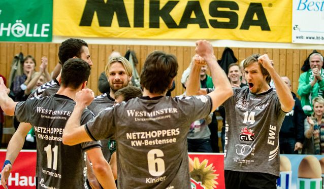 NETZHOPPERS empfangen Sensationsteam aus Lüneburg Foto: Gerold Rebsch NETZHOPPERS empfangen Sensationsteam aus Lüneburg - Foto: Gerold Rebsch