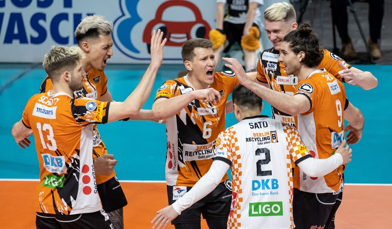 VNL-Start mit BR Volleys-Akteuren Foto: Andreas Gora VNL-Start mit BR Volleys-Akteuren - Foto: Andreas Gora