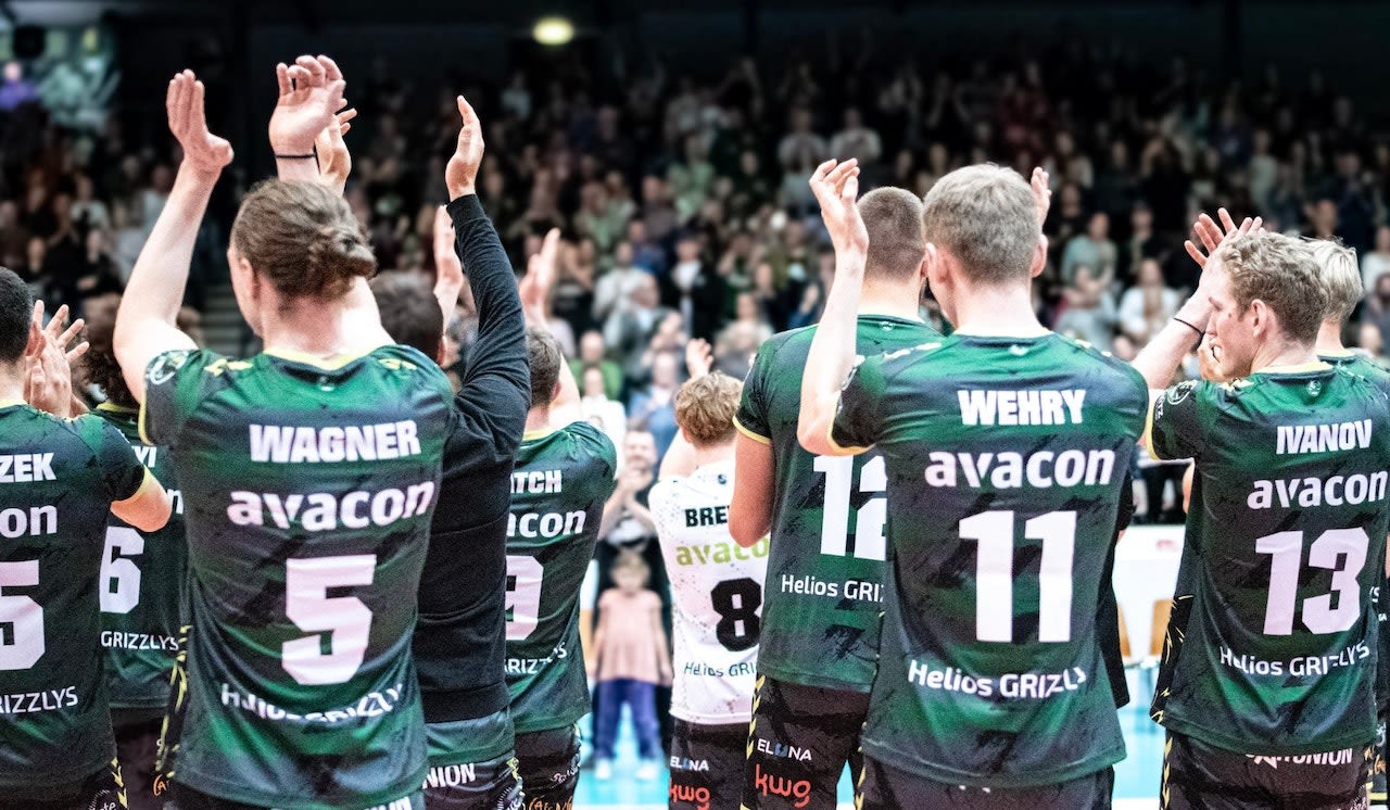 WOW: GRIZZLYS bezwingen den VfB mit 3:0 - Foto:  Elisabeth Kloth