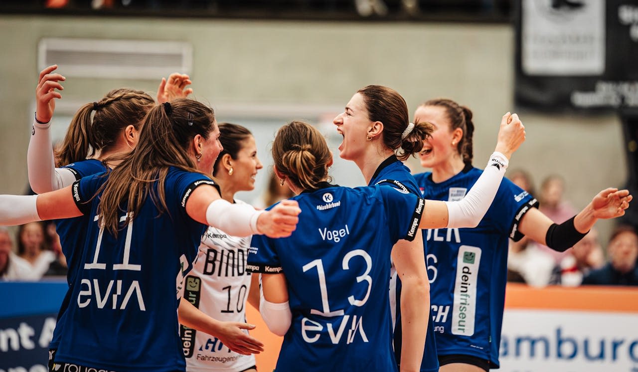 Historischer Abend in Hamburg - Foto:  Justus Stegemann