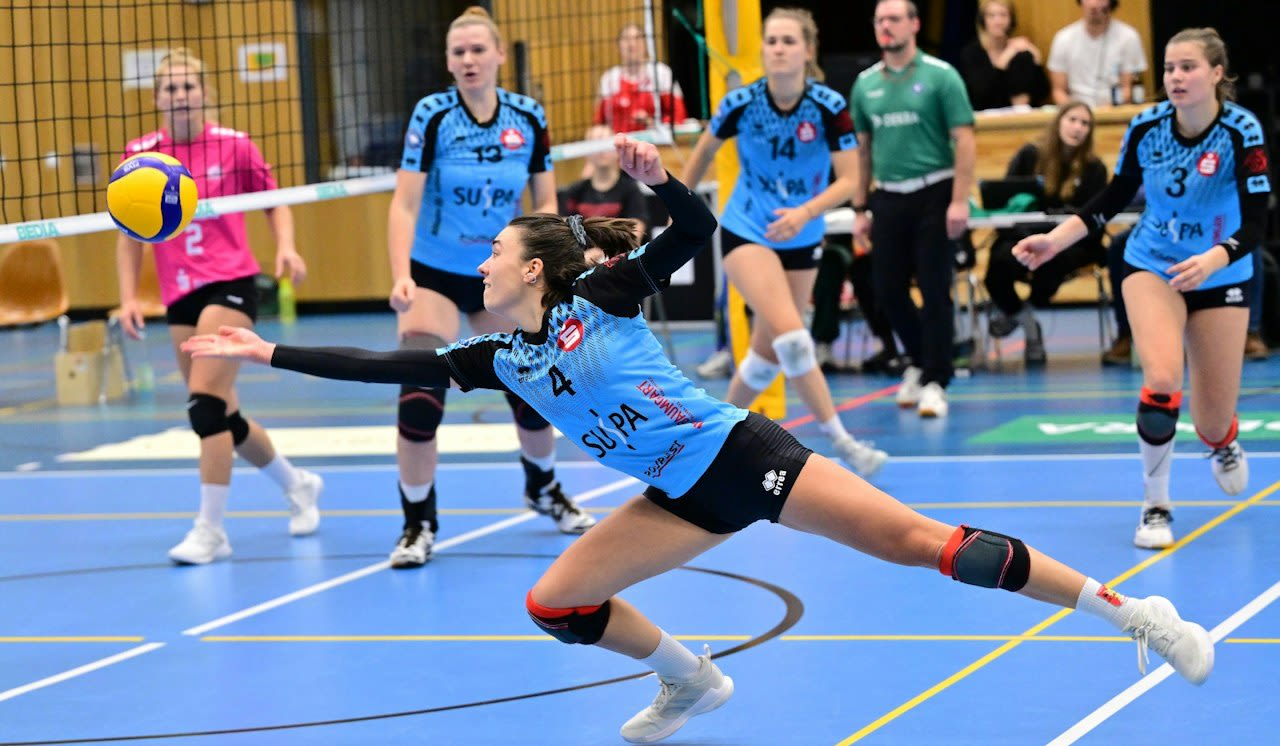 Löwinnen erneut auswärts gefordert - Foto:  Fotograf: Sportfoto Zink