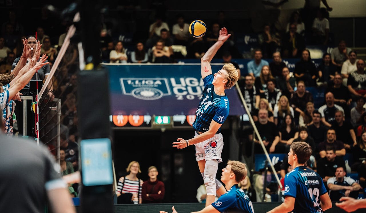 Heimauftakt mit Rückenwind - Foto:  Justus Stegemann