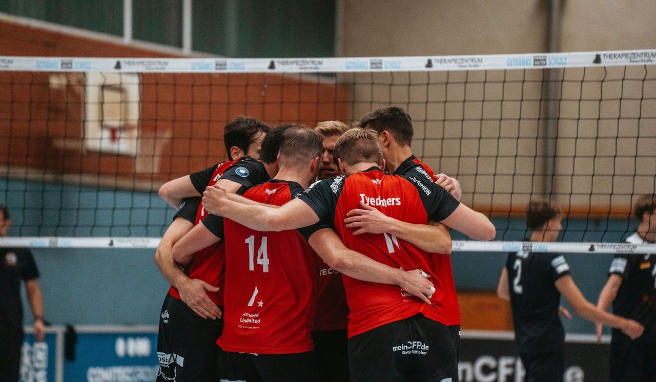 Schwere Aufgabe gegen den Titelanwärter - Foto:  Börge Albers (SFA)