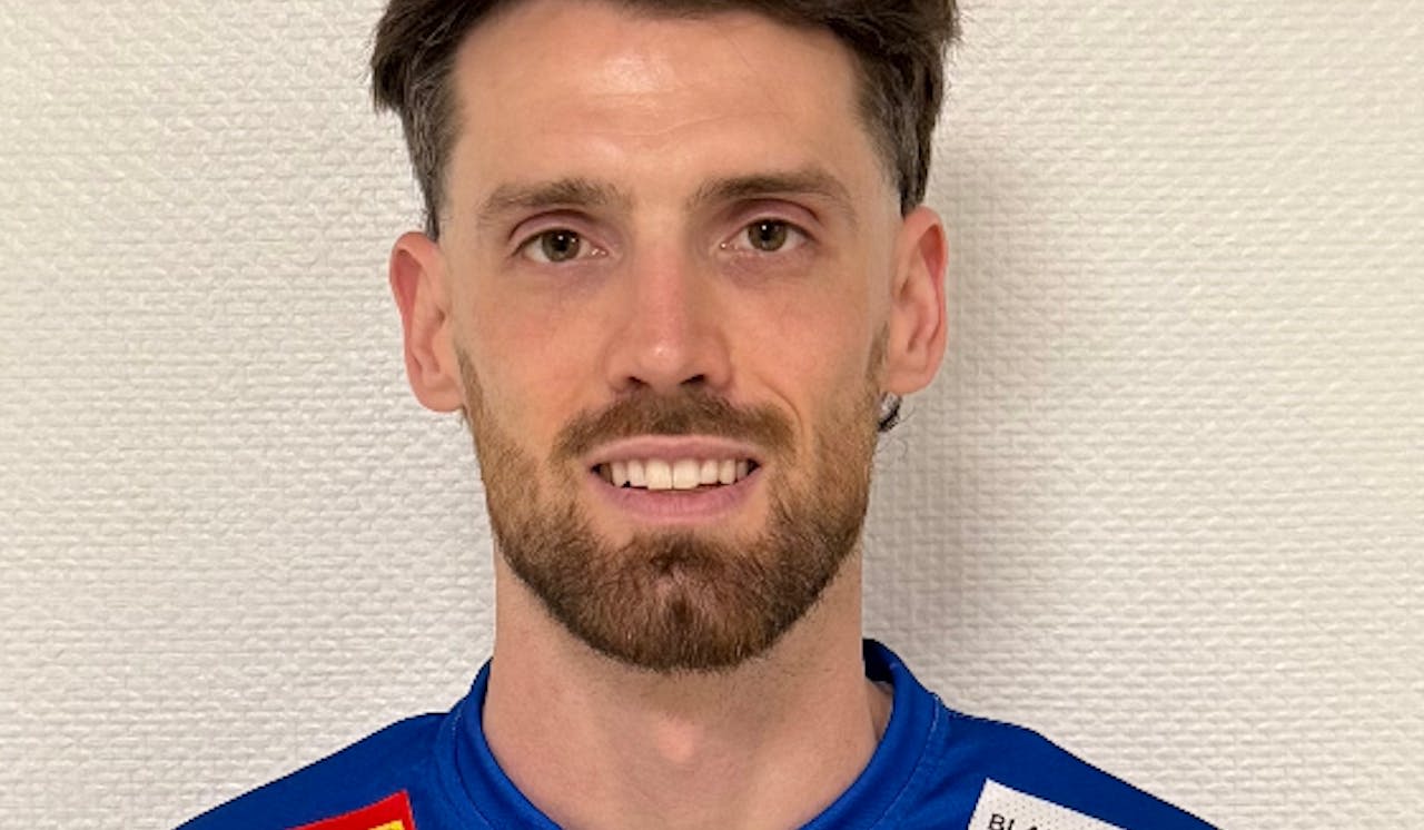 Neuzugang mit linkem Hammer: Jonathan "Jon" Downs verstärkt die BADEN VOLLEYS - Foto: AL Caudry Volley-Ball