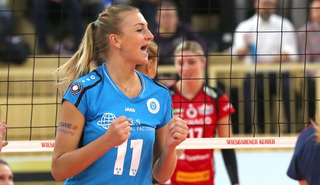 VCW verlängert mit Simona Kóová: Mittelblockerin bleibt bis 2019 Foto: Detlef Gottwald VCW verlängert mit Simona Kóová: Mittelblockerin bleibt bis 2019 - Foto: Detlef Gottwald