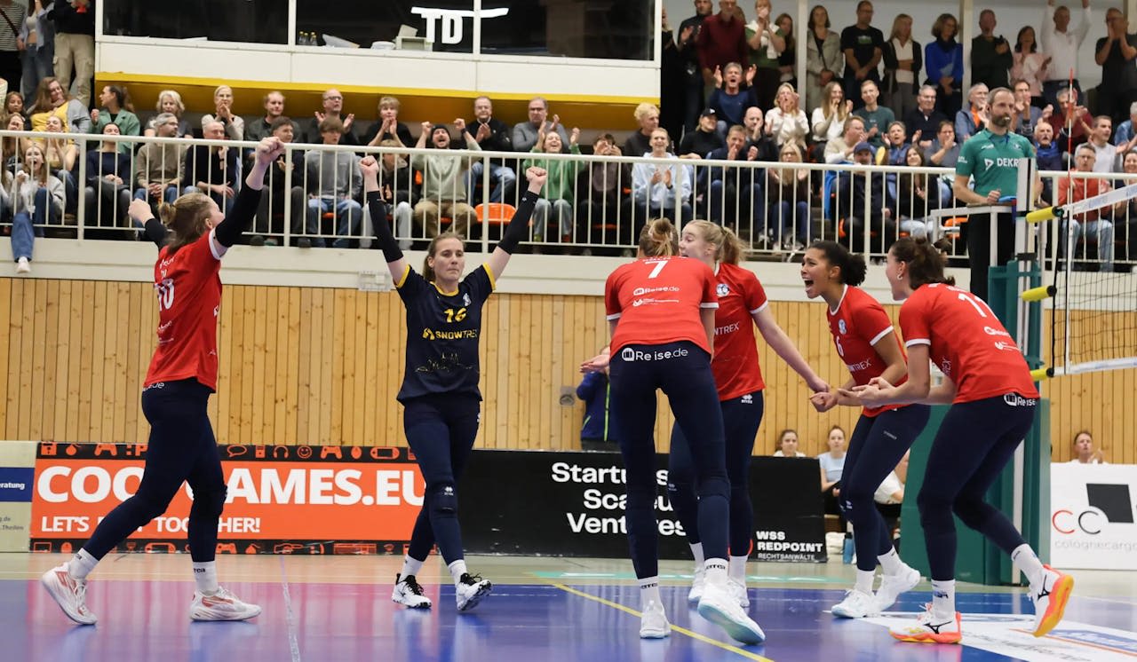 Premiere in Köln: DSHS SnowTrex Köln spielt erstmals gegen Neuseenland-Volleys Markkleeberg - Foto: Florian Zons