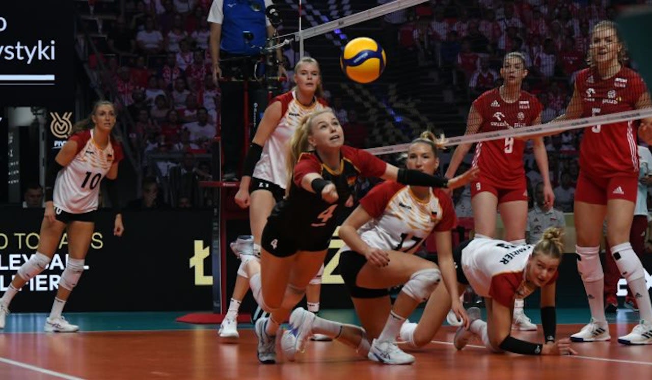 Olympia-Quali: DVV-Frauen kassieren bittere Niederlage gegen Polen Foto: DVV/Lea Becker Olympia-Quali: DVV-Frauen kassieren bittere Niederlage gegen Polen - Foto: DVV/Lea Becker