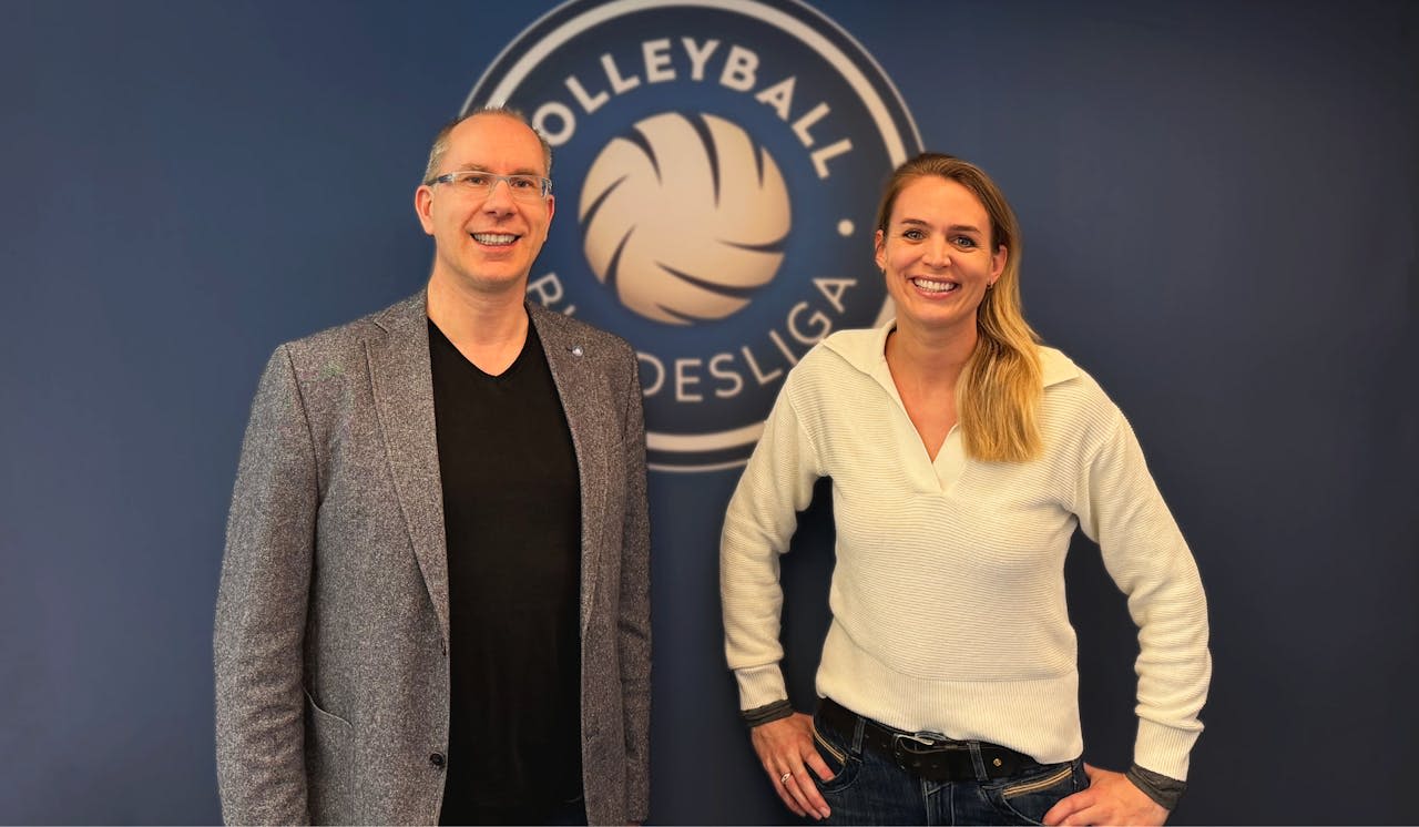 Neue Doppelspitze für die VBL: Kim Oszvald-Renkema wird Geschäftsführerin - Vertragsverlängerung mit Daniel Sattler Foto: VBL Neue Doppelspitze für die VBL: Kim Oszvald-Renkema wird Geschäftsführerin - Vertragsverlängerung mit Daniel Sattler - Foto: VBL