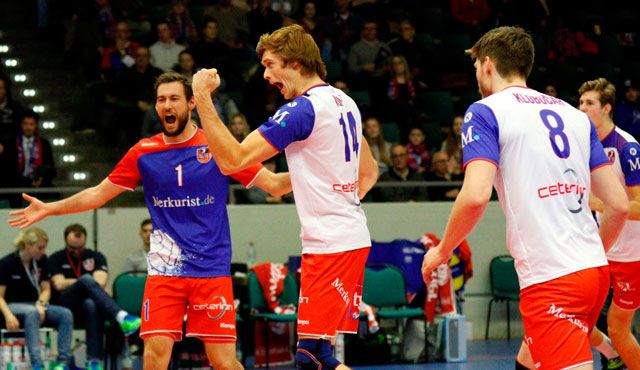 Gnadenloser "Baby-Block" Foto: United Volleys/Gregor Biskup Gnadenloser "Baby-Block" - Foto: United Volleys/Gregor Biskup