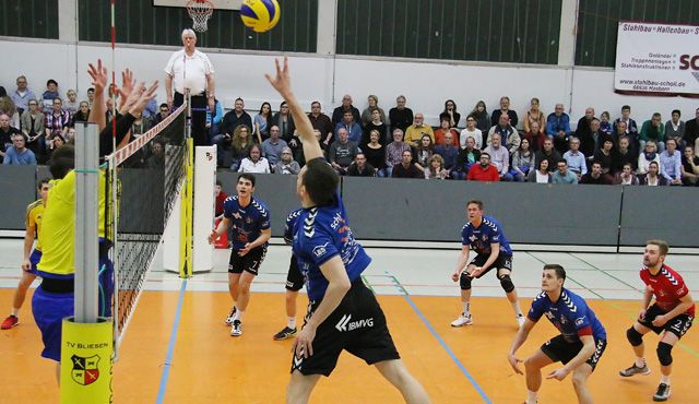 Bliesen vor spannendem Finalakt gegen Radolfzell Foto: TV Bliesen/Bonenberger Bliesen vor spannendem Finalakt gegen Radolfzell - Foto: TV Bliesen/Bonenberger