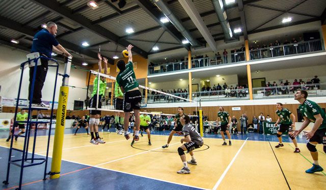 Netzhoppers im Hintertreffen um Viertelfinal-Einzug Foto: Gerold Rebsch Netzhoppers im Hintertreffen um Viertelfinal-Einzug - Foto: Gerold Rebsch