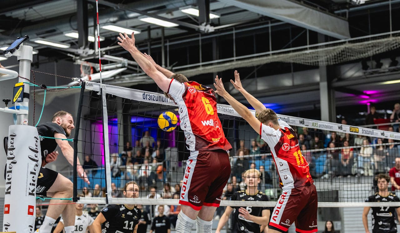 Kiel mit Moral gegen Mondorf - Foto: japhotography