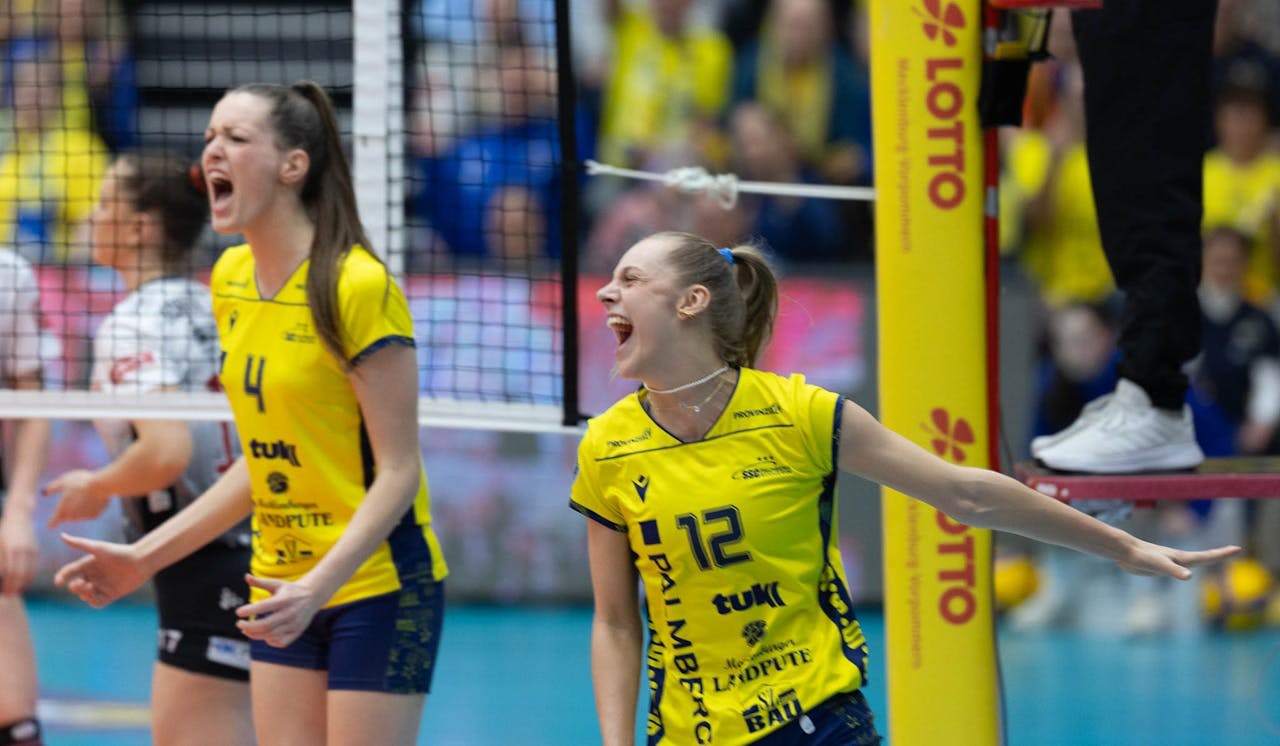 Schwerin setzt sich im Topspiel durch - Foto:  Michael Dittmer