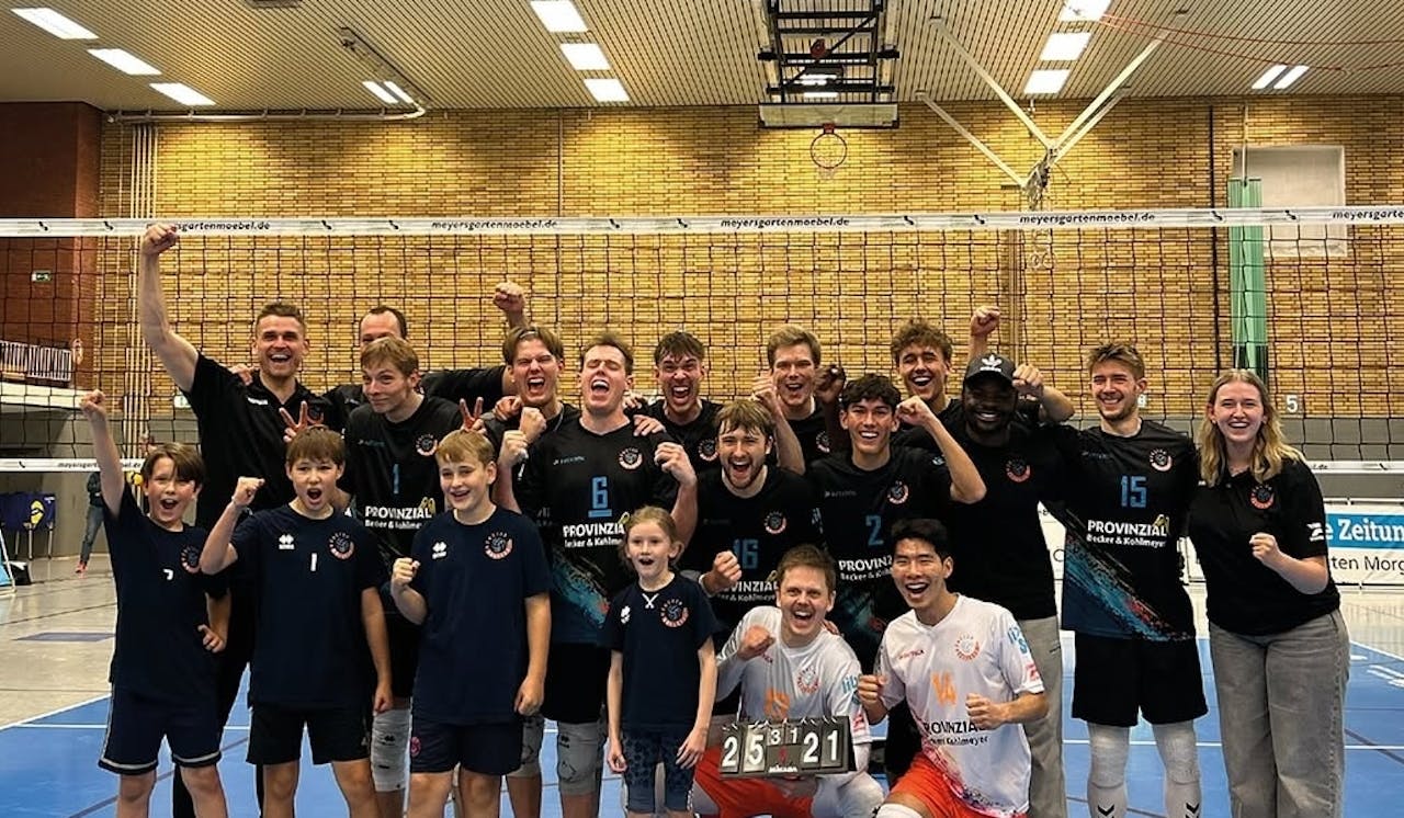 Drei Punkte beim dritten Heimspiel - Foto:  Anna-Lena Thedinga