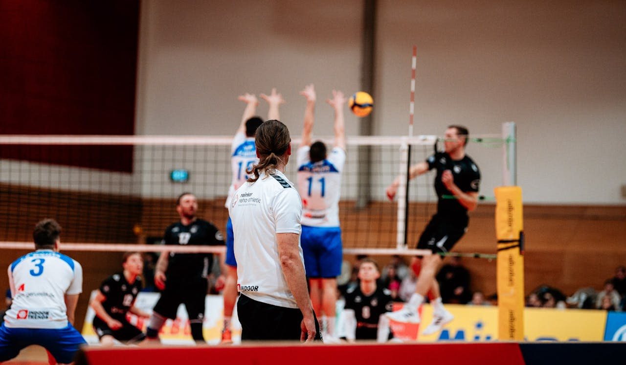 Letztes Heimspiel zum Nikolaus - Foto:  Paul Schmidt