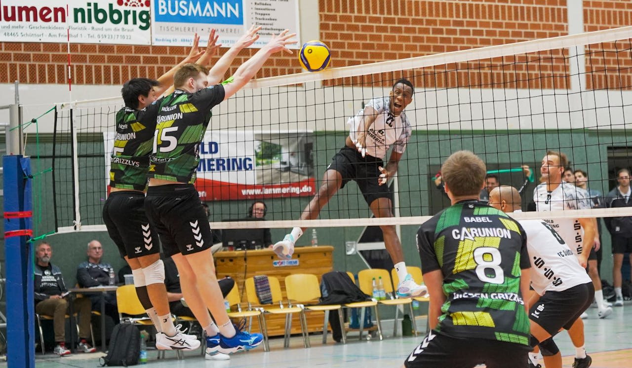 FC 09 gewinnt heißen Kampf mit Giesen II - Foto: Hinnerk Schröer