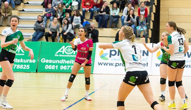 Ein richtiger Kracher zum letzten Heimspiel der Saison Foto: Georg Kunz Ein richtiger Kracher zum letzten Heimspiel der Saison - Foto: Georg Kunz