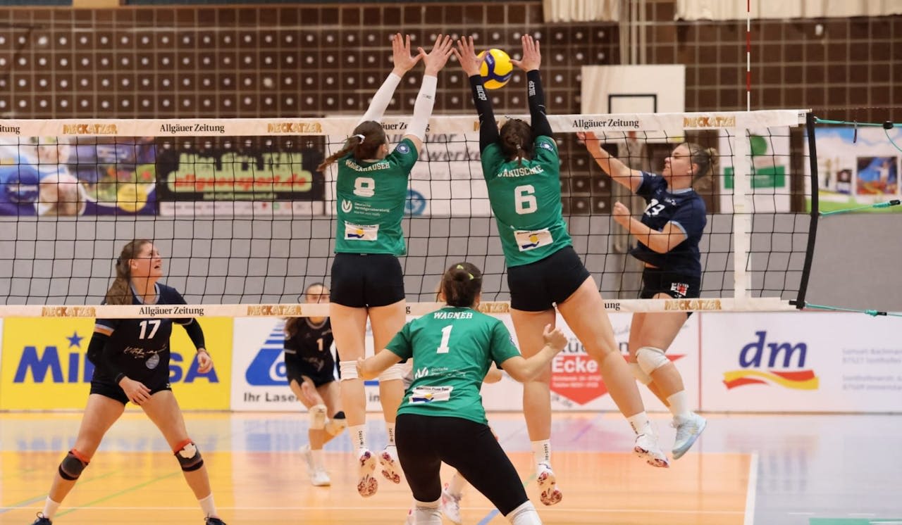 Dritter Sieg in Folge für Unterhaching - Foto:  Gerwig Löffelholz