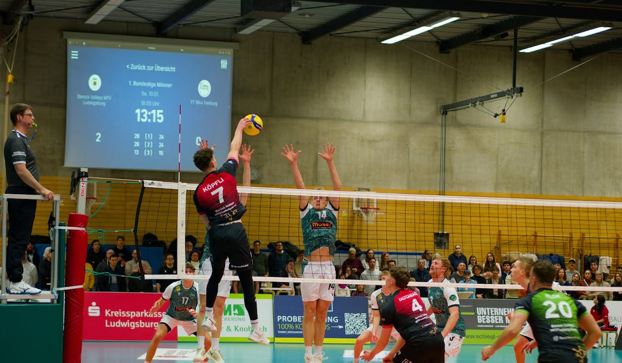 Derby-Sieg für Ludwigsburg - Foto:  Anselm Berg