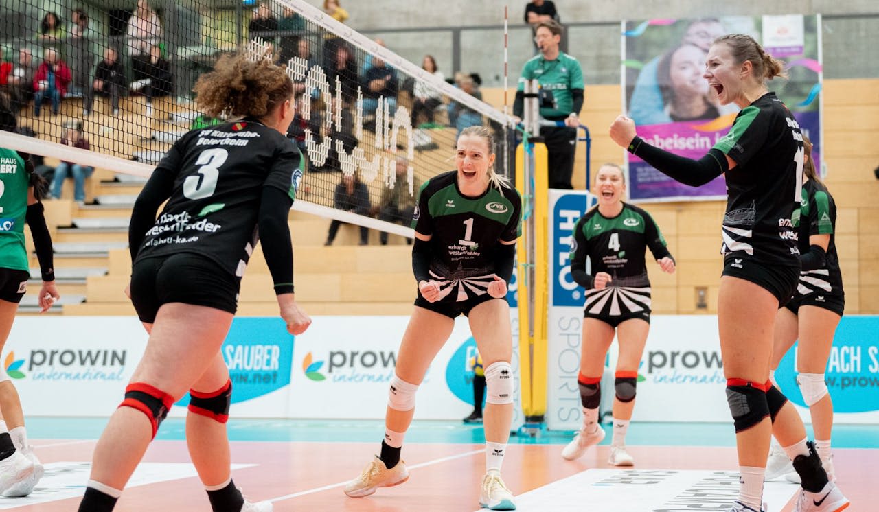 SVK meldet sich mit 3:0 zurück - Foto:  Stefan Mayer