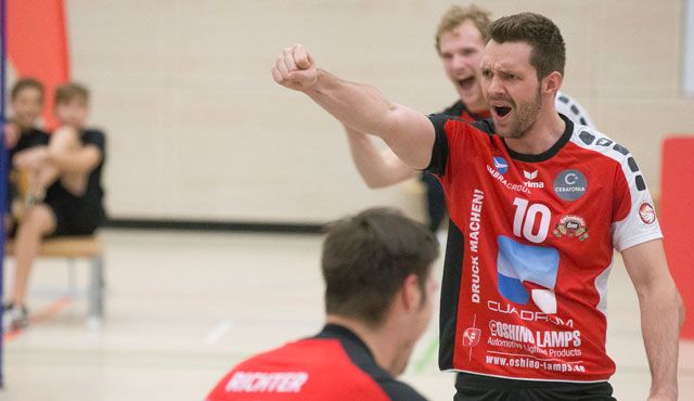 Eltmanner Oshino-Volleyballer sicherten mit 3:0-Auswärtssieg die Tabellenführung in Dresden - Foto: Oshino Volleys Eltmann