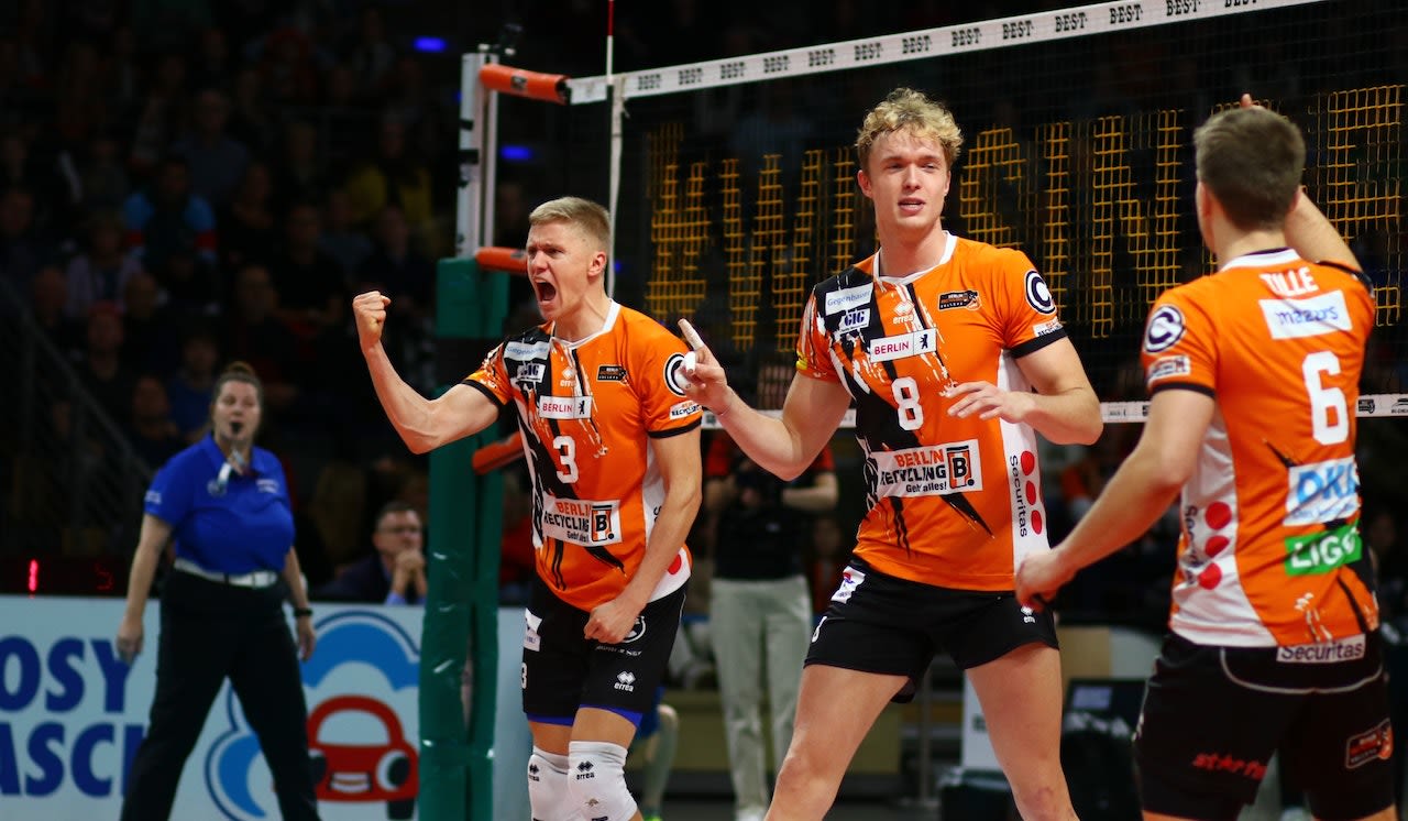 Pokalfieber im Volleyballtempel Foto: Maria Butze Pokalfieber im Volleyballtempel - Foto: Maria Butze