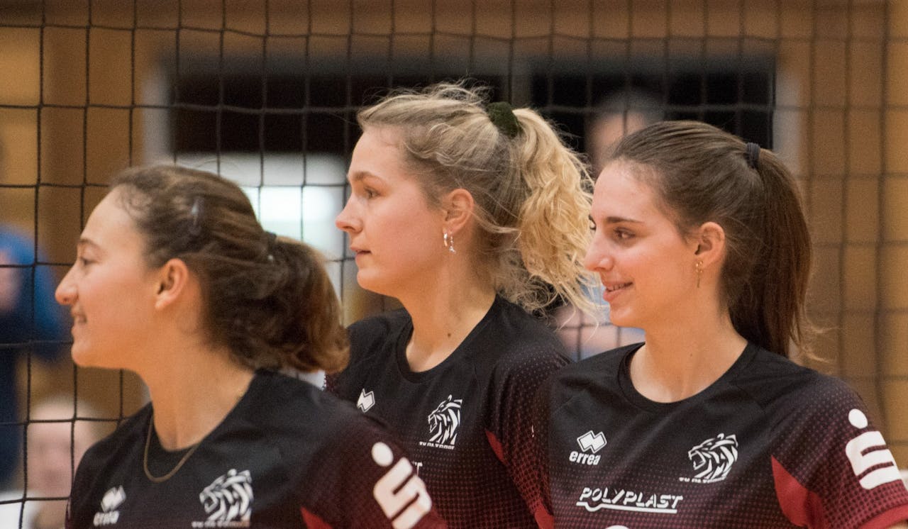 Altdorfer Löwenrudel schlägt München - Foto:  Fotograf: Stephan Lehmphul