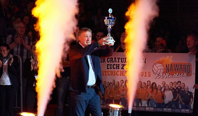 NawaRo Straubing lässt die Korken knallen! Foto: German Popp NawaRo Straubing lässt die Korken knallen! - Foto: German Popp